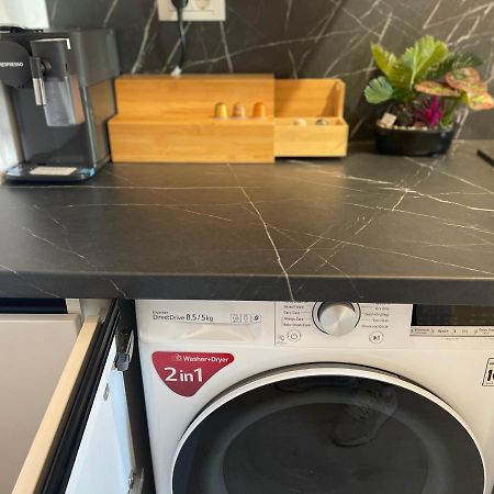 Government Deluxe Studio By Magic Apartments Bucureşti Eksteriør bilde