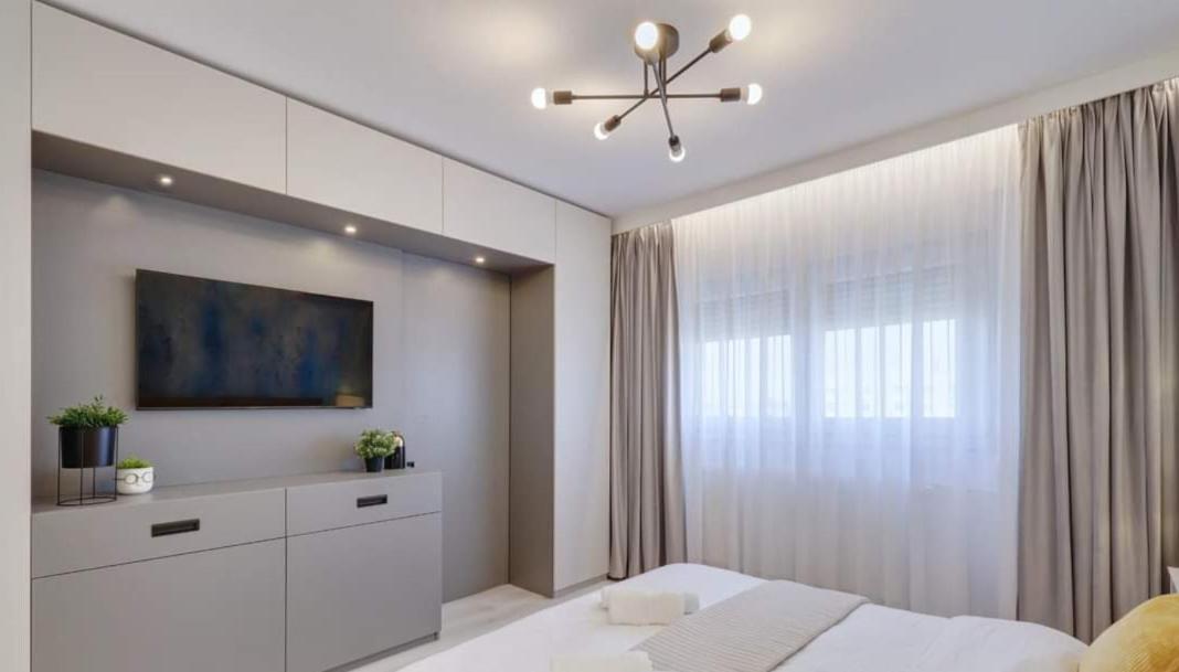 Government Deluxe Studio By Magic Apartments Bucureşti Eksteriør bilde